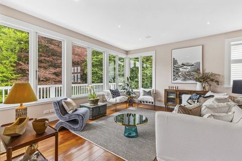 Photo of property in 19 Lower North Terrace, Kelburn, Wellington, 6012