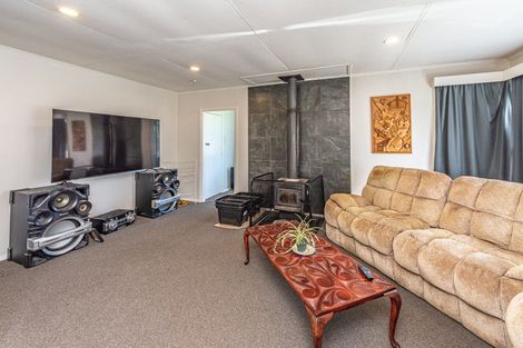 Photo of property in 90 Harper Street, Gonville, Whanganui, 4501