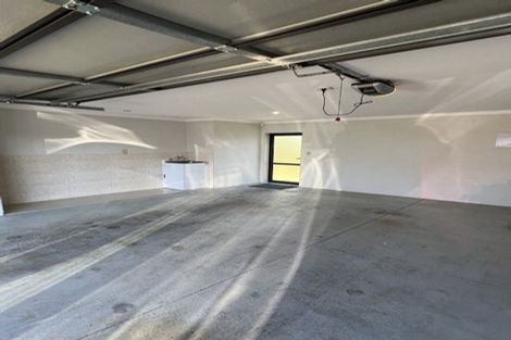 Photo of property in 15a York Road, Papatoetoe, Auckland, 2104