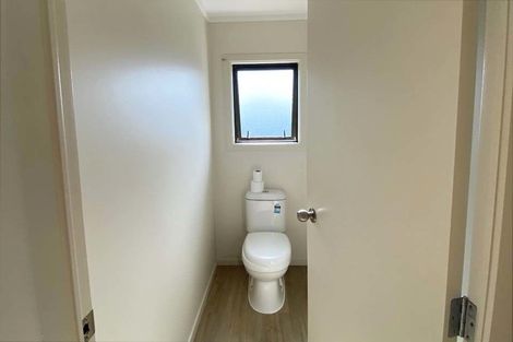 Photo of property in 78 Howard Road, Orere Point, Papakura, 2585