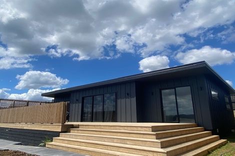 Photo of property in 33 Omahina Street, Raglan, 3225