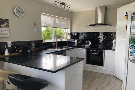 Photo of property in 4 Martindale Lane, Tuakau, 2121