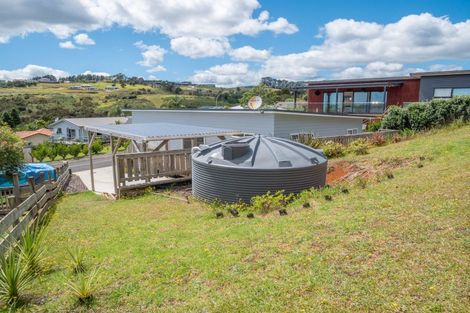 Photo of property in 3 Frangipani Street, Cable Bay, 0420