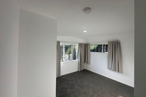 Photo of property in 14 Elsted Place, Goodwood Heights, Auckland, 2105