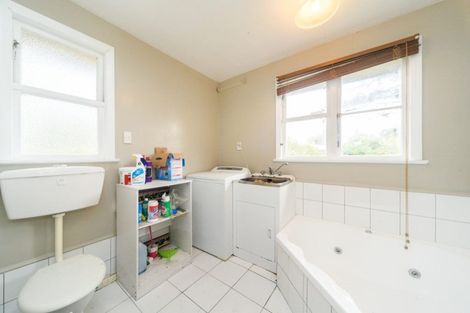 Photo of property in 19 Hewitts Road, Linton, Palmerston North, 4472