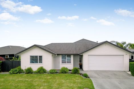 Photo of property in 64 Roy Hilton Drive, Flagstaff, Hamilton, 3210