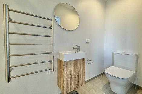 Photo of property in 4/6a Taramea Place, Addington, Christchurch, 8024