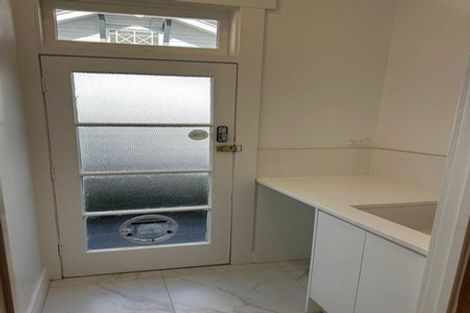 Photo of property in 2 Piako Road, Claudelands, Hamilton, 3214