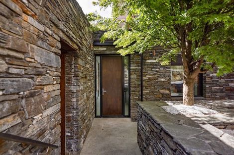 Photo of property in 55 Manse Road, Arrowtown, 9302