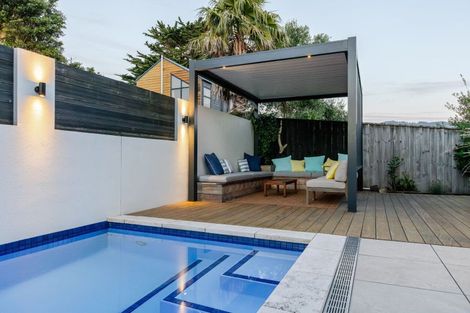 Photo of property in 24 Rosetta Road, Raumati South, Paraparaumu, 5032