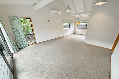 Photo of property in 2/61 Beachville Road, Redcliffs, Christchurch, 8081