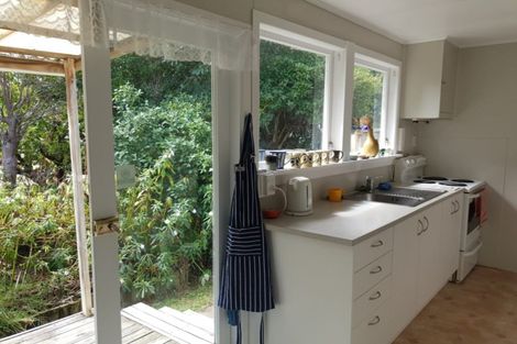 Photo of property in 10 Tatahi Street, Te Puru, Thames, 3575