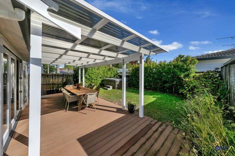 Photo of property in 60 Ngataringa Road, Devonport, Auckland, 0624