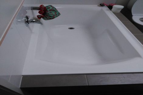 Photo of property in 146d Glengarry Road, Glen Eden, Auckland, 0602