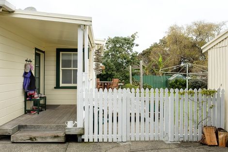 Photo of property in 16 Perry Street, Mangapapa, Gisborne, 4010