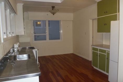 Photo of property in 57 Bedford Street, Northland, Wellington, 6012