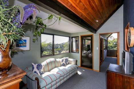 Photo of property in 319 Mangorei Road, Merrilands, New Plymouth, 4312