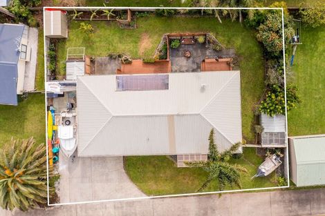 Photo of property in 12 Pipi Dune, Whitianga, 3510