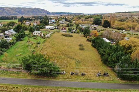 Photo of property in 28-30 Rees Street, Duntroon, 9494