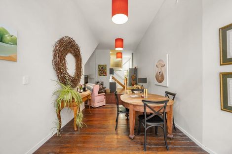 Photo of property in Courtenay Mews Apartments, 7/14 Alpha Street, Te Aro, Wellington, 6011