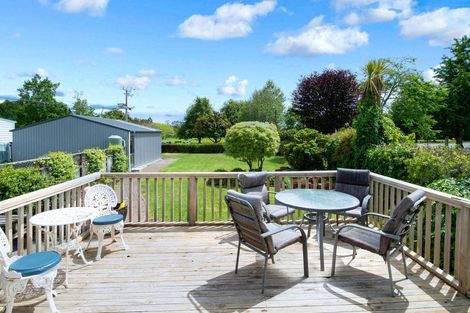 Photo of property in 23 Taupaki Road, Taupaki, Henderson, 0782