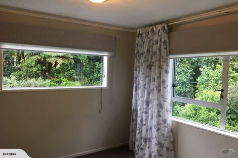 Photo of property in 4/49 Maungaraki Road, Korokoro, Lower Hutt, 5012