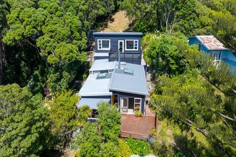 Photo of property in 38 View Road, Titahi Bay, Porirua, 5022