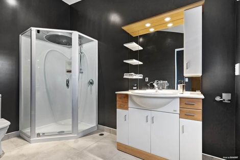 Photo of property in 194 Riddell Road, Glendowie, Auckland, 1071