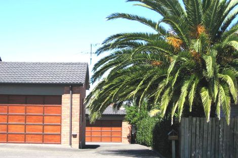 Photo of property in 1/4 Argyle Terrace, Milford, Auckland, 0620