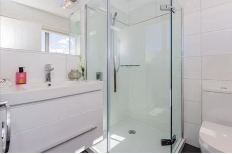 Photo of property in 293b Te Atatu Road, Te Atatu South, Auckland, 0610