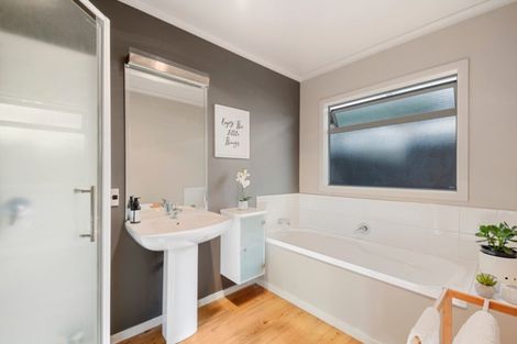 Photo of property in 8 Rangipoia Place, Turangi, 3334