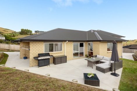 Photo of property in 16 Antrim Glade, Welcome Bay, Tauranga, 3175