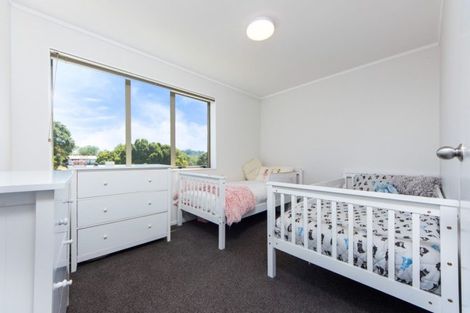 Photo of property in The Haven, 29/120 Beach Haven Road, Beach Haven, Auckland, 0626