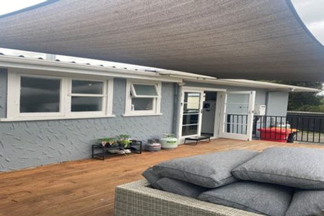 Photo of property in 14 Lewis Place, Highbury, Palmerston North, 4412