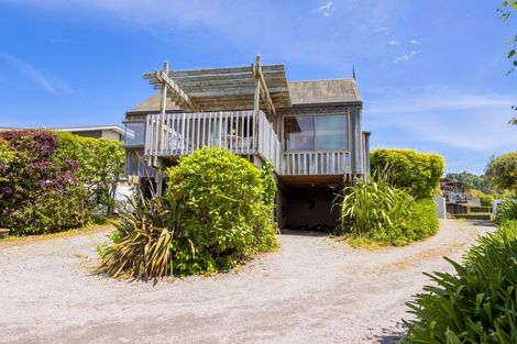 Photo of property in 10 Dorothy Drive, Acacia Bay, Taupo, 3330