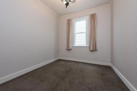 Photo of property in 48 Austin Street, Mount Victoria, Wellington, 6011