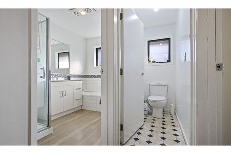 Photo of property in 2/69 Tyrone Street, Belfast, Christchurch, 8051