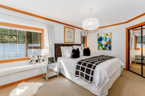 Photo of property in 19 Hinau Street, Woburn, Lower Hutt, 5010