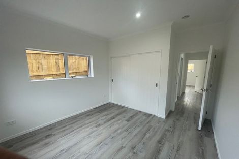 Photo of property in 75a Andrew Road, Howick, Auckland, 2010