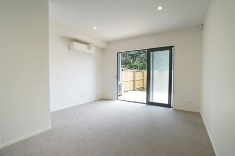 Photo of property in 2/6 George Street, Mangere East, Auckland, 2024