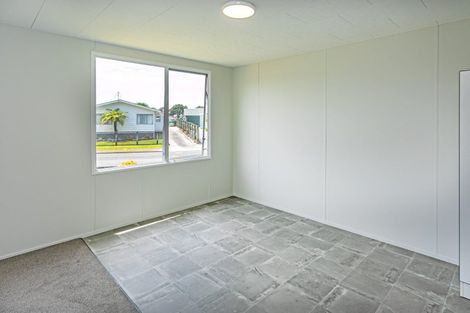 Photo of property in 124 Mckellar Place, Whangamata, 3620