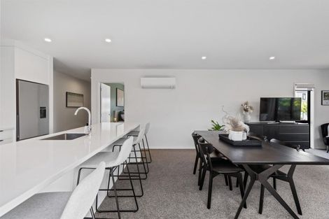 Photo of property in 56 Jacks Landing Drive, Hamilton Lake, Hamilton, 3204