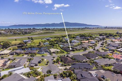 Photo of property in 170 Milne Drive, Paraparaumu, 5032