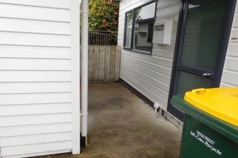 Photo of property in 241a Huatoki Street, Upper Vogeltown, New Plymouth, 4310