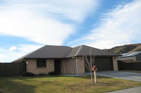 Photo of property in 10 Sunhaven Cove, Cromwell, 9310