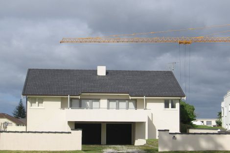 Photo of property in 15 Marine Parade, Mount Maunganui, 3116