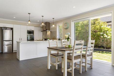 Photo of property in 5 Jessie Rise, Riverhead, 0820