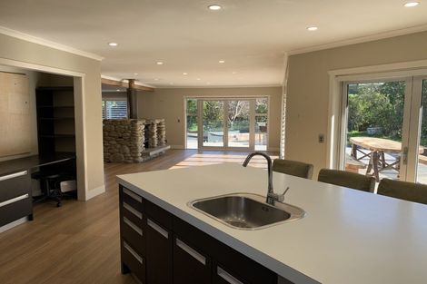 Photo of property in 32a Elizabeth Street, Waikanae, 5036