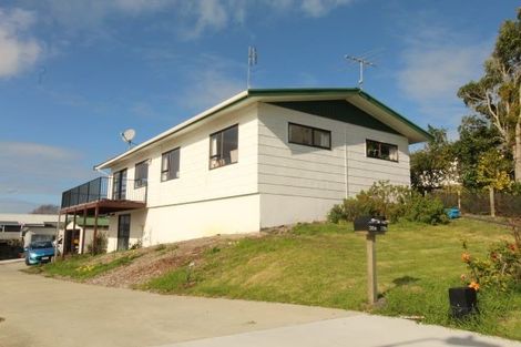 Photo of property in 35 Gledstane Road, Stanmore Bay, Whangaparaoa, 0932