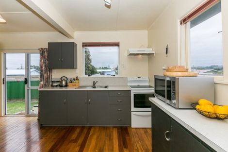 Photo of property in 107 Ferguson Street, Bay View, Napier, 4104